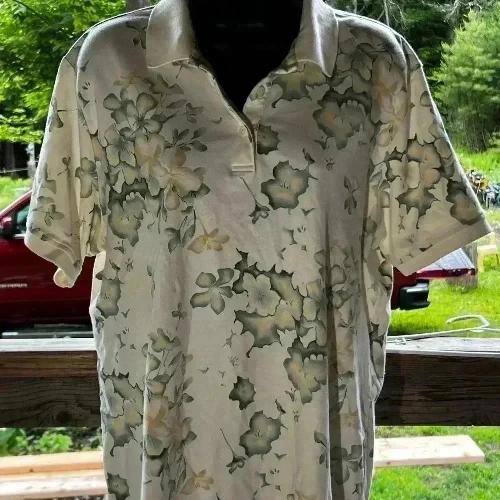 Izod Women's Sz L Classic Cream Floral Cotton Polo - Picture 4 of 6